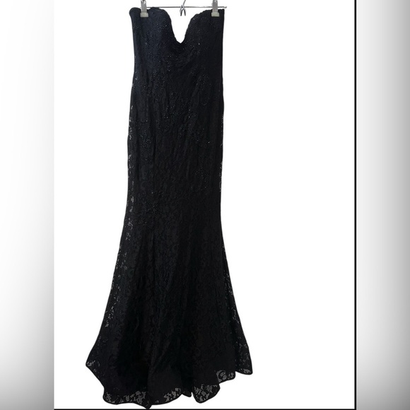 Jovani Women’s Size 14 Mermaid Black Lace Strapless Evening Red Carpet Gown - Picture 1 of 16